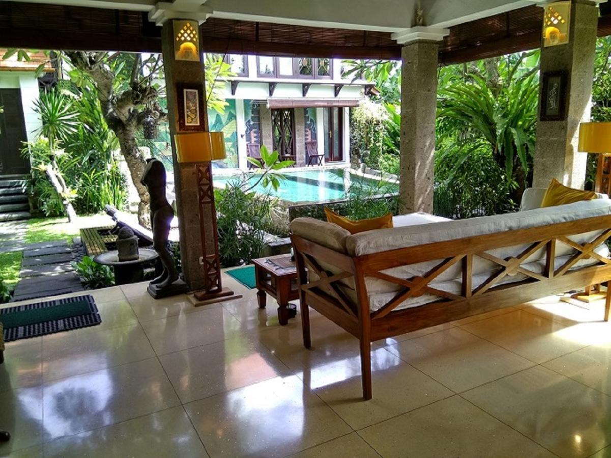 Umah Watu Villas Seminyak  Ngoại thất bức ảnh