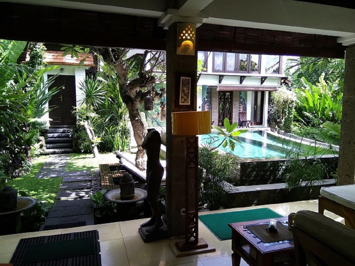 Umah Watu Villas Seminyak  Ngoại thất bức ảnh